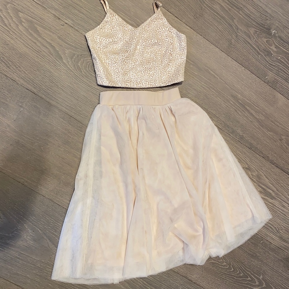 Miss Behave size 12 two piece dress. Cropped. Stunning!